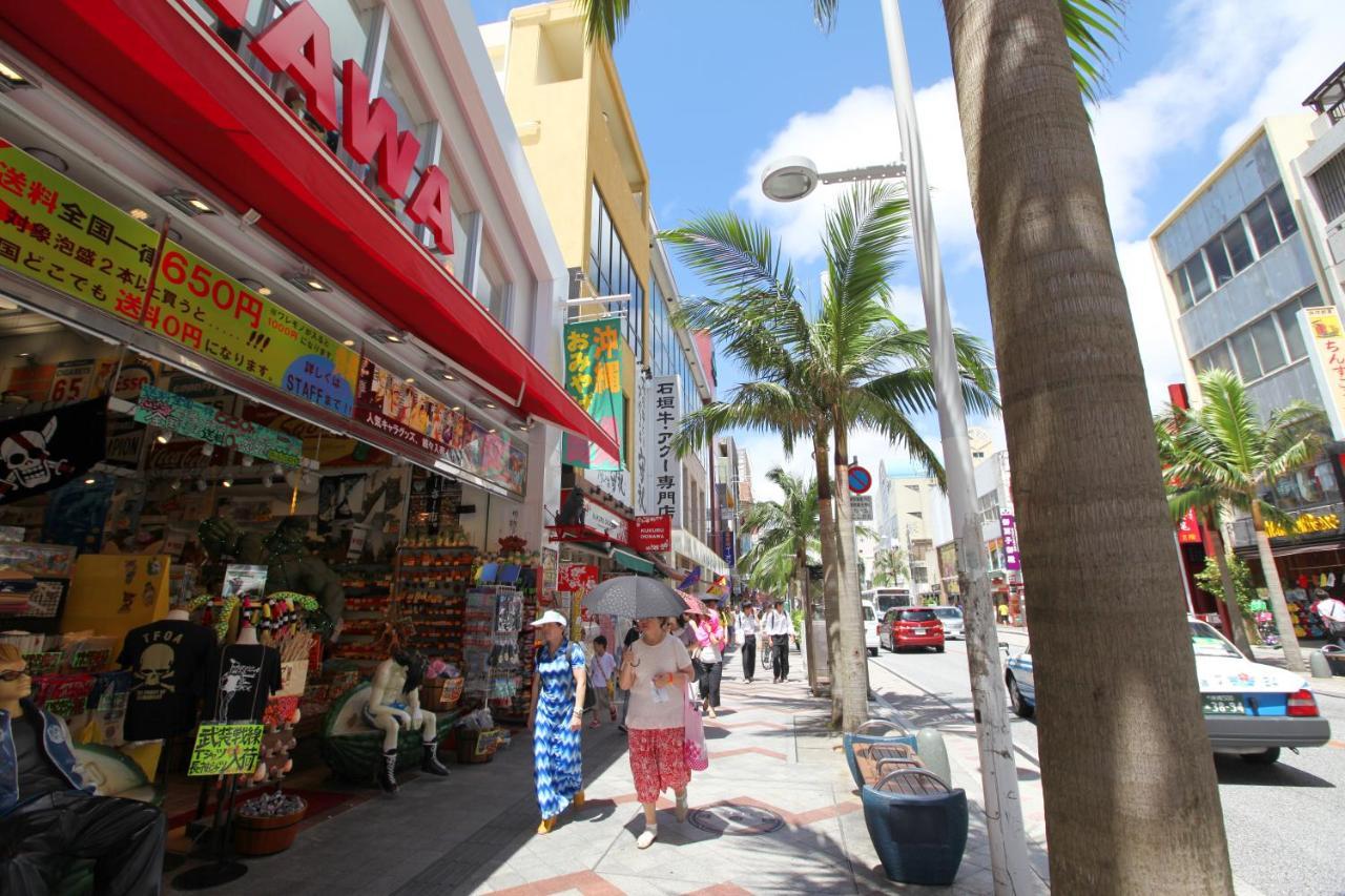 Hewitt Resort Naha Esterno foto Kokusai Street