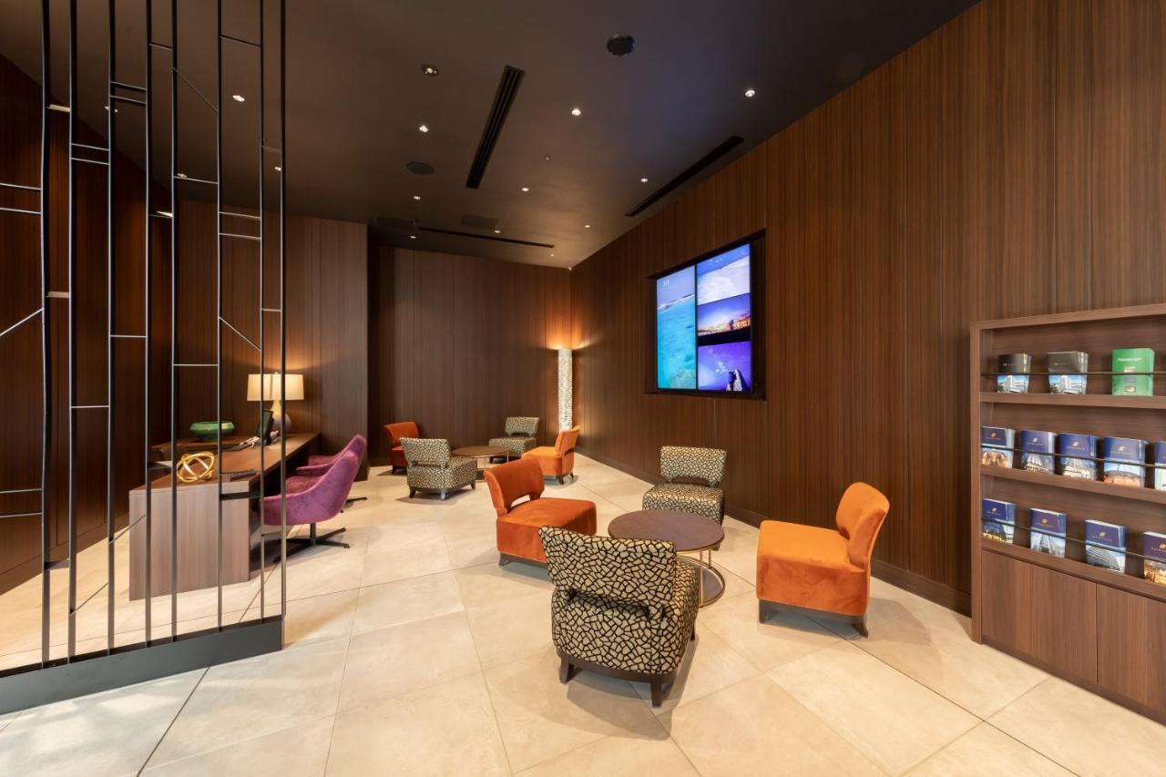 Hewitt Resort Naha Esterno foto The lounge at London Heathrow Airport