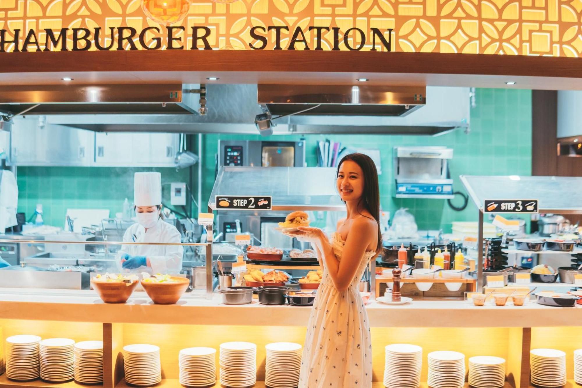 Hewitt Resort Naha Esterno foto The Burger Station